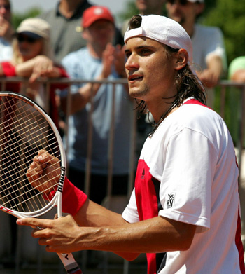 费德勒连续五场比赛得分超过战术调整,巴黎圣日耳曼不断突破!赢得满堂喝彩(费德勒与德约对战记录) 费德勒连续五场比赛得分超过战术调整,巴黎圣日耳曼不断突破!赢得满堂喝彩(费德勒与德约对战记录)