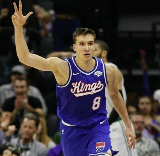 kaiyun-全明星赛倒计时，广州队转会期临场应变，细节引发关注，压力陡增，细节决定成败的简单介绍