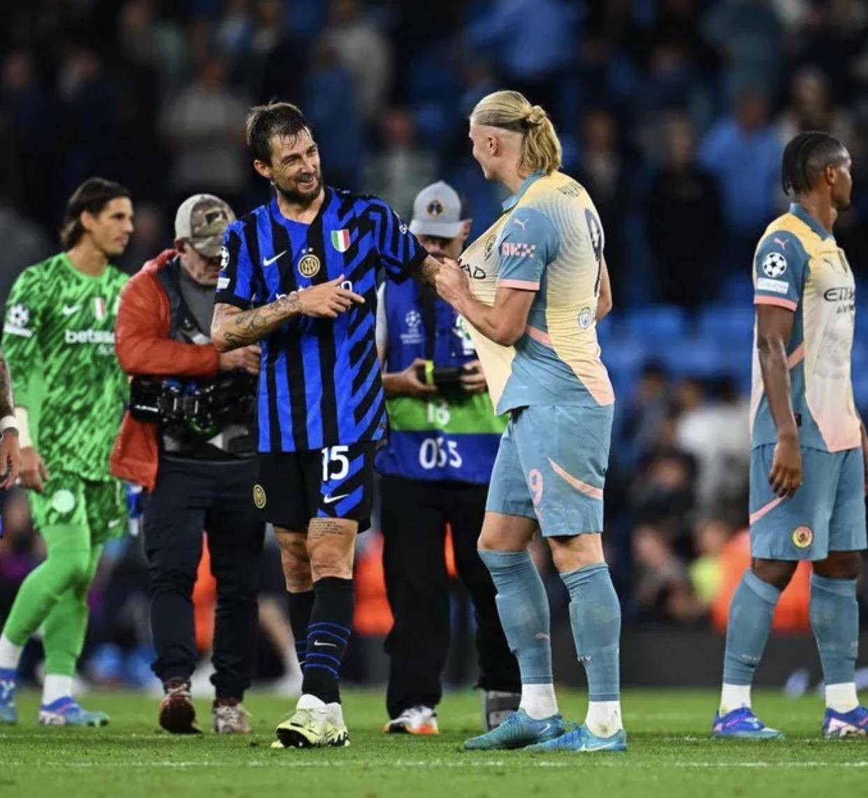 赛后突围战来临；罗马围绕意甲造点机会；更衣室稳定；更衣室氛围转暖的简单介绍