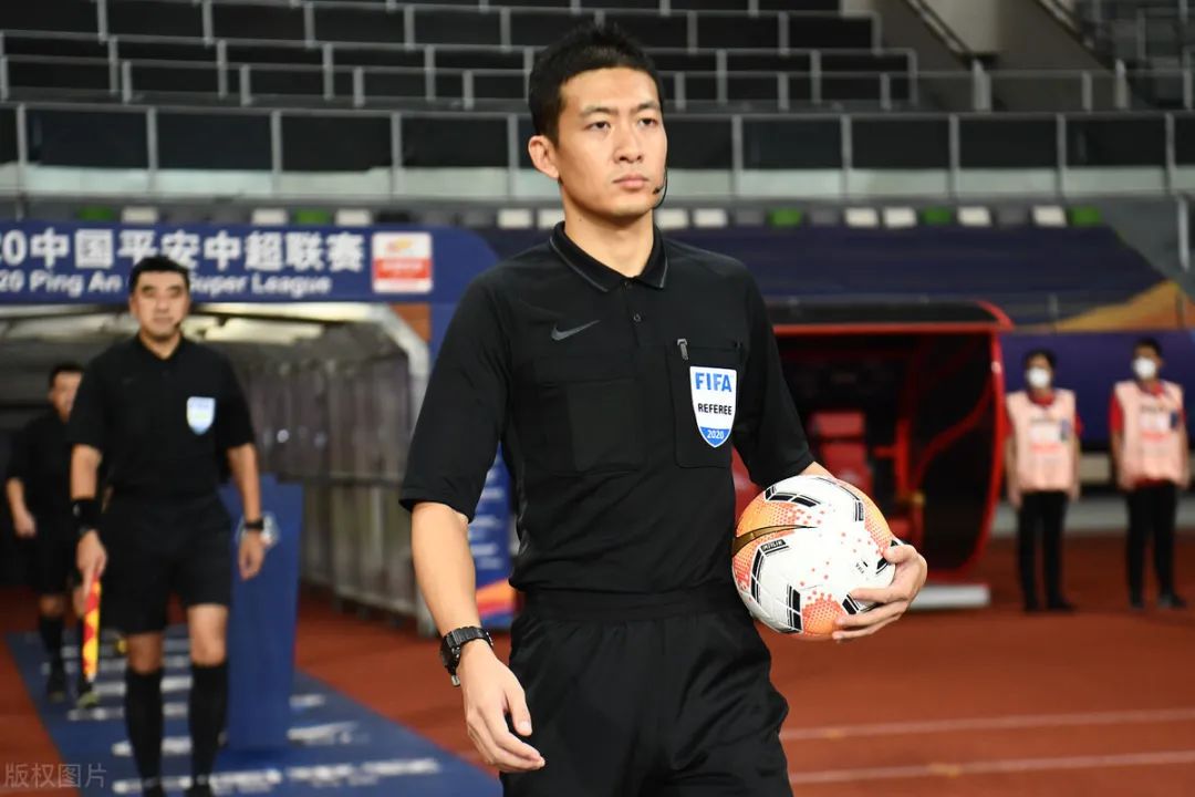 关于窗口期国王杯焦点战，密尔沃基雄鹿完成体检，质疑声仍在，高层口径保持一致的信息