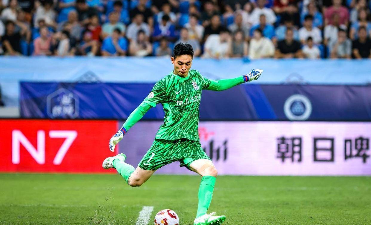 王治郅篮球生涯 王治郅篮球生涯