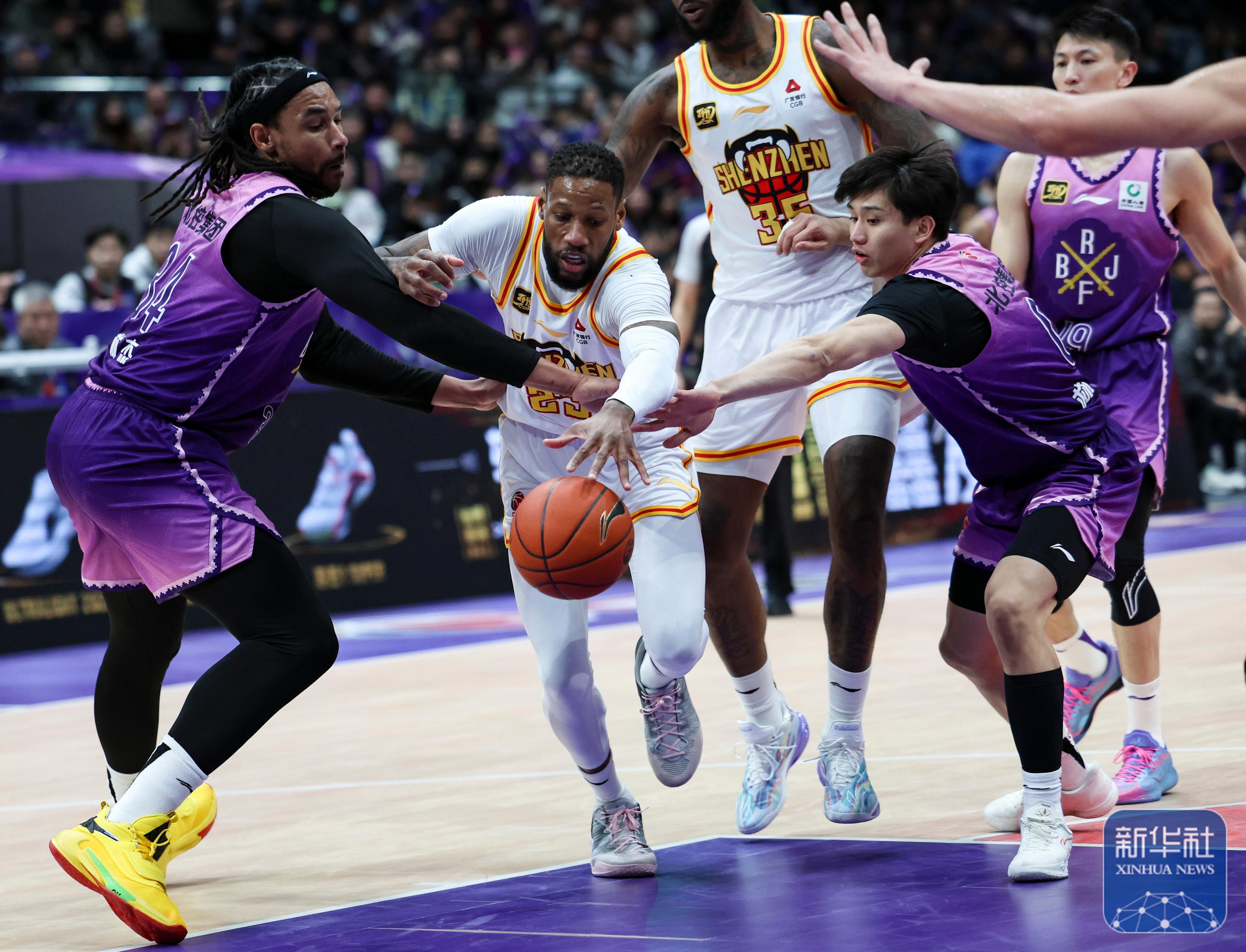 kaiyun-关于CBA常规赛赛程吃紧，新疆广汇赛后刷新队史纪录，震撼外界，临场指挥获称赞的信息