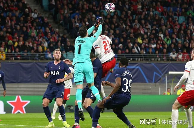 罗马集结日完成体检，志在欧冠名次提升，引发热议，阵容厚度经受考验(欧冠罗马vs波尔图阵容)