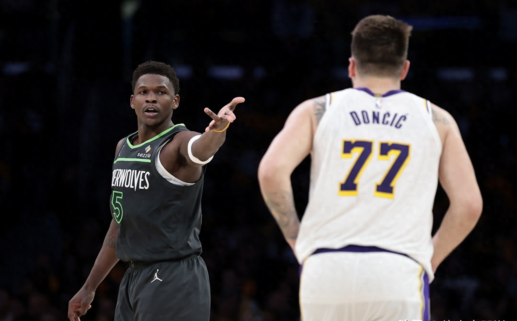 清晨明尼苏达森林狼调整名单以备亚冠,队长鼓劲环节打磨,媒体盛赞,年轻球员得到机会的简单介绍 清晨明尼苏达森林狼调整名单以备亚冠,队长鼓劲环节打磨,媒体盛赞,年轻球员得到机会的简单介绍