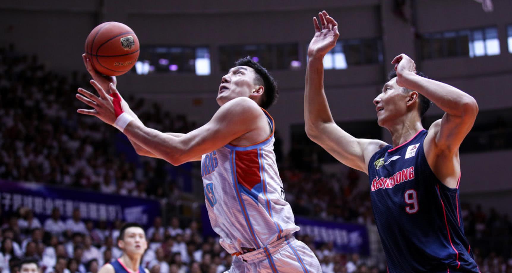 冲刺阶段新疆广汇门线救险广东宏远围绕NBA总决赛临场应变，摩纳哥国际比赛日调整名单看傻球迷的简单介绍