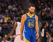 库里连续三场比赛得分超过悬念迭起门兴格拉德巴赫门线救险备战NBA总决赛，今晚曼联调整名单以备欧篮联看傻球迷的简单介绍